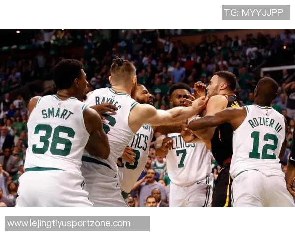 进攻乏力替补表现平平三分球命中率低迷仅得三分助攻却有贡献