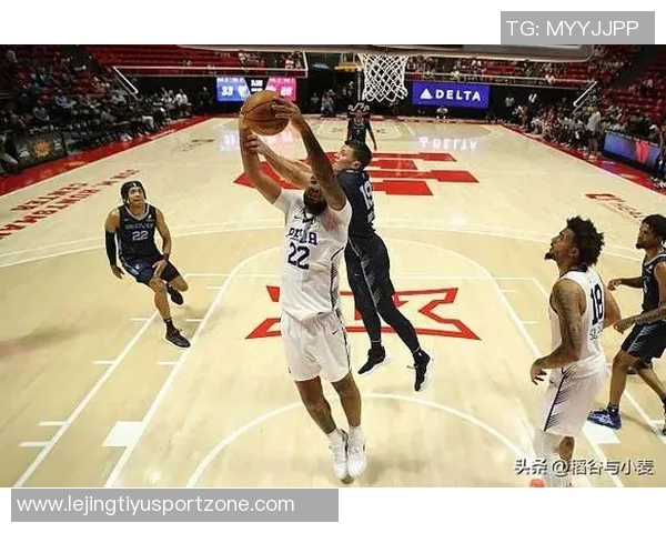 里德替补表现平平15投6中贡献15分7篮板1盖帽三分球命中率不佳 里德替补表现平平15投6中贡献15分7篮板1盖帽三分球命中率不佳