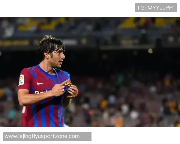 巴萨铭记阿尔巴的传奇旅程独特边后卫书写辉煌历史 巴萨铭记阿尔巴的传奇旅程独特边后卫书写辉煌历史