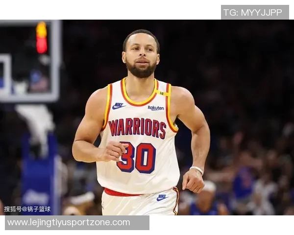 库里独占鳌头NBA历史单场10三分表现中占比达25