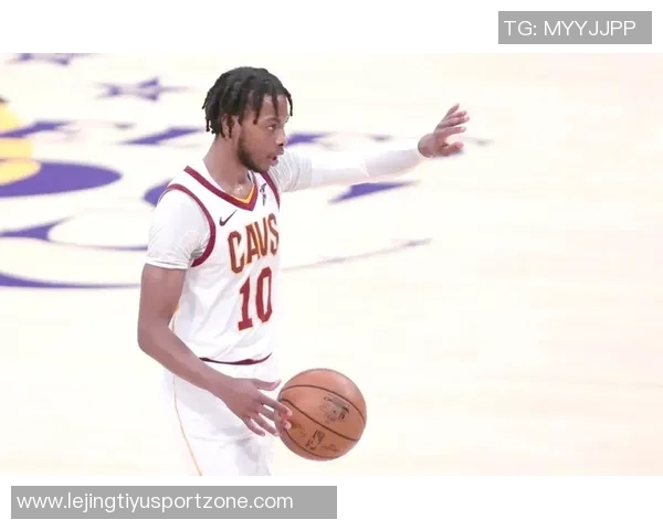 加兰表现低迷16投仅7中贡献16分1板8助2断罚球命中率惨淡正负值为负24